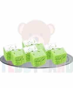 Green Khopra 1Kg With Gift Wrapping